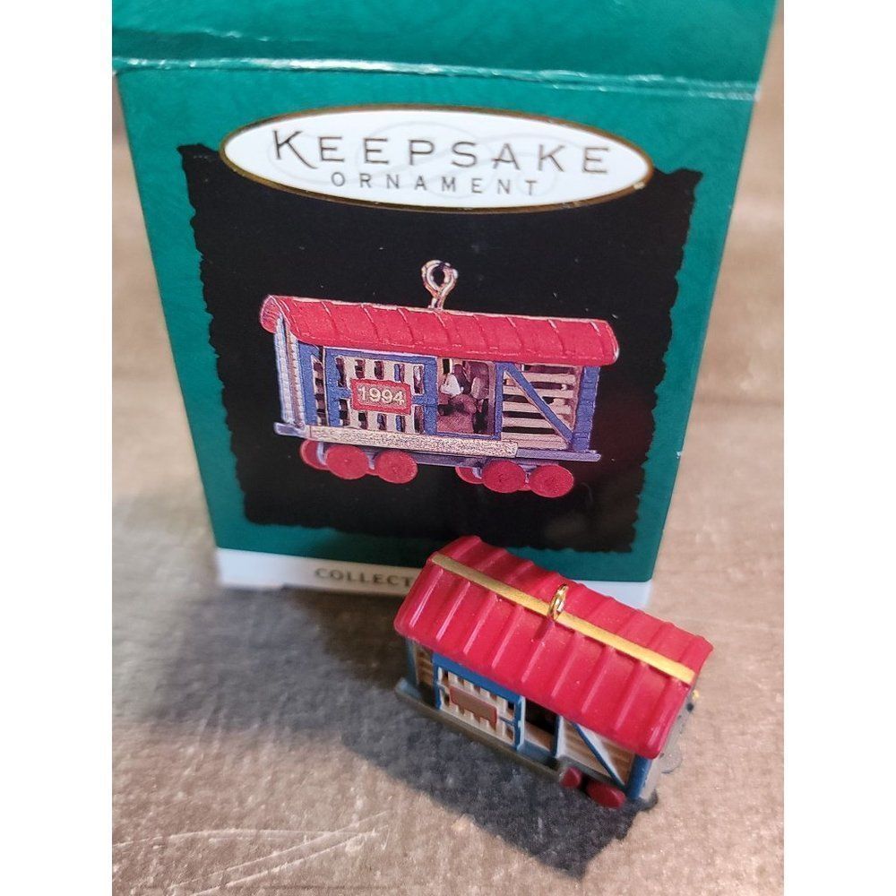 Hallmark stock car 1994 mini ornament Xmas‎ Decor train animals